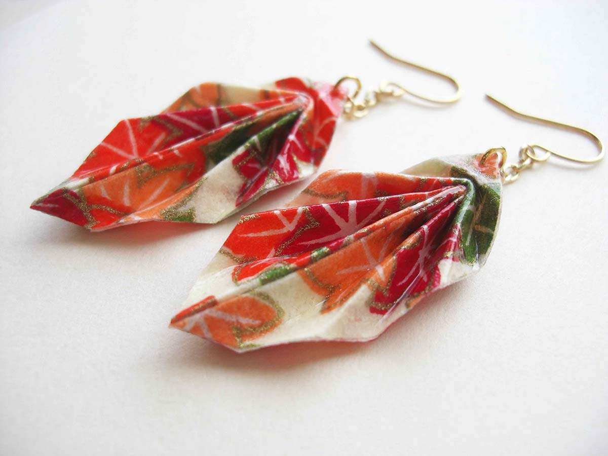Autumn Leaves earrings by Azami Origami