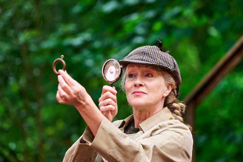 Deirdre Davis in Sherlock Holmes: A Study in Lipstick, Ketchup and Blood. Image Fraser Band