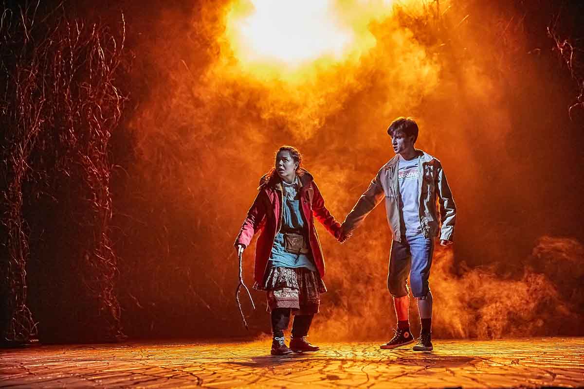 Millie Hikasa (Lettie), Keir Ogilvy (Boy) in The Ocean at the End of the Lane. Image Brinkhoff-Moegenburg