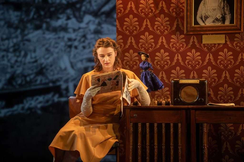 Pauline studies 'Elan'