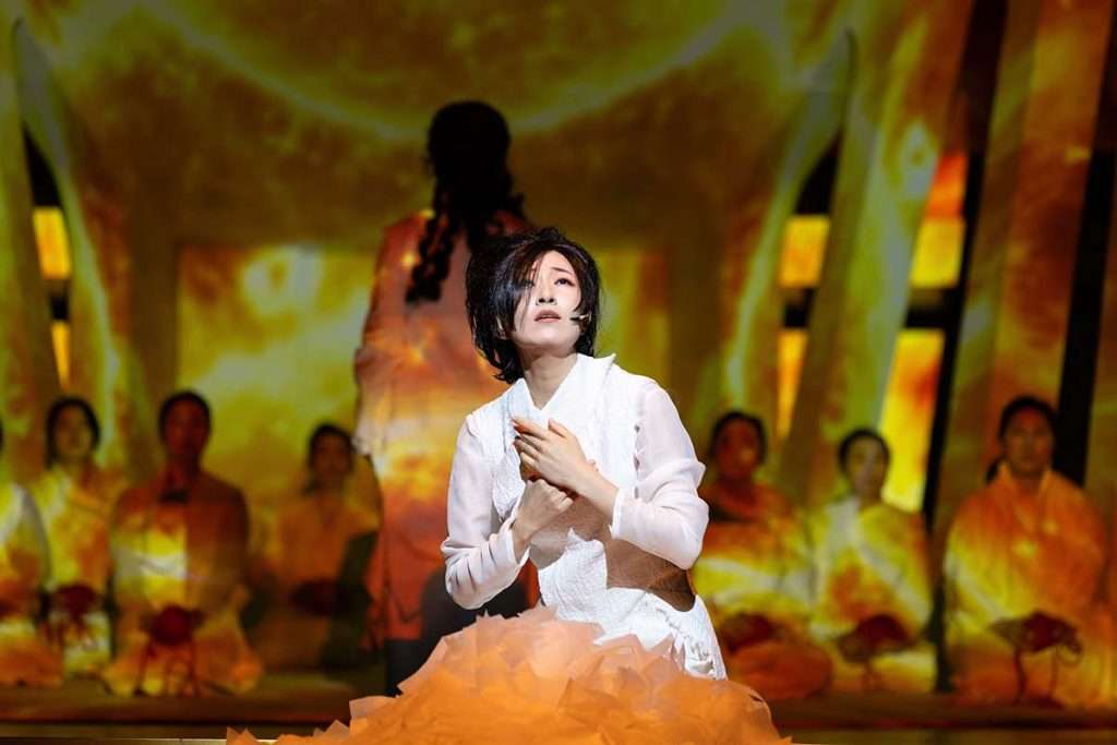 Trojan Women at the Festival Theatre, Edinburgh International Festival © Jess Shurte